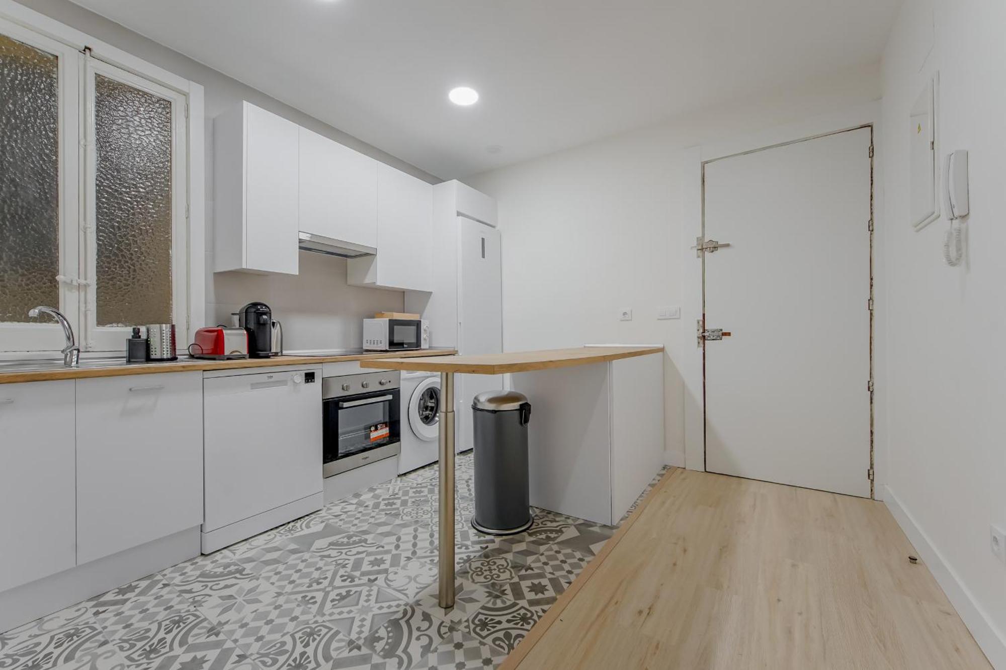 Modern Apt Para 6Pax En La Plaza De Tirso-Centro E1 Madrid Kültér fotó