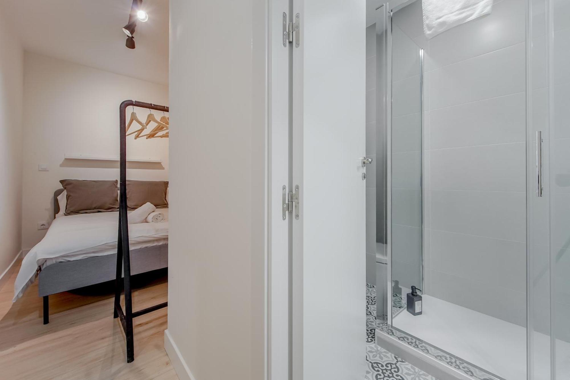 Modern Apt Para 6Pax En La Plaza De Tirso-Centro E1 Madrid Kültér fotó